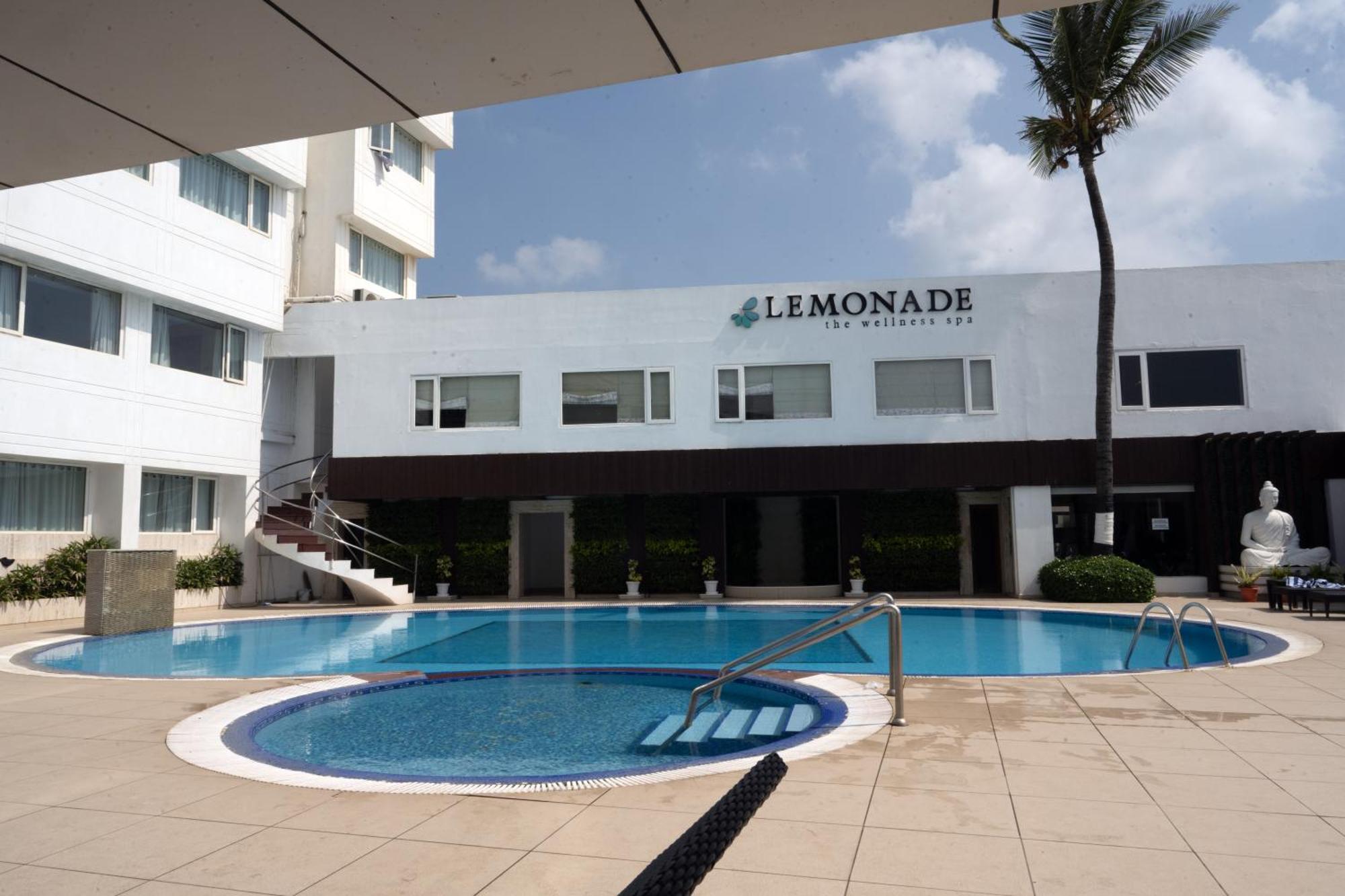 Hotel Holiday Resort Puri Exterior foto