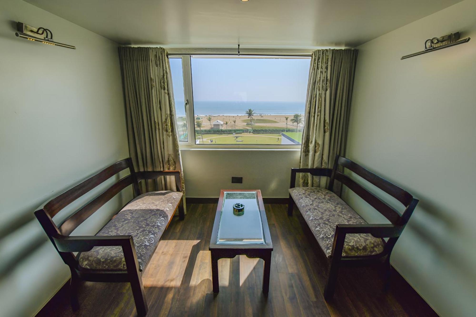 Hotel Holiday Resort Puri Exterior foto