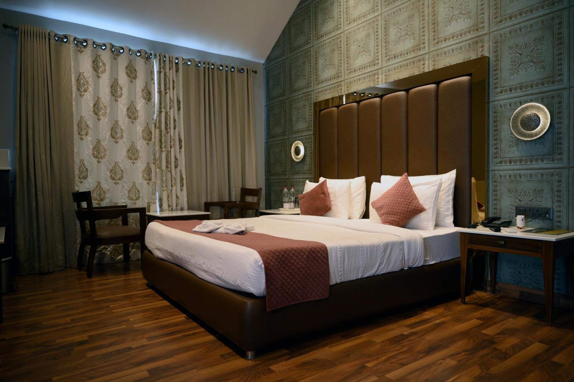 Hotel Holiday Resort Puri Exterior foto