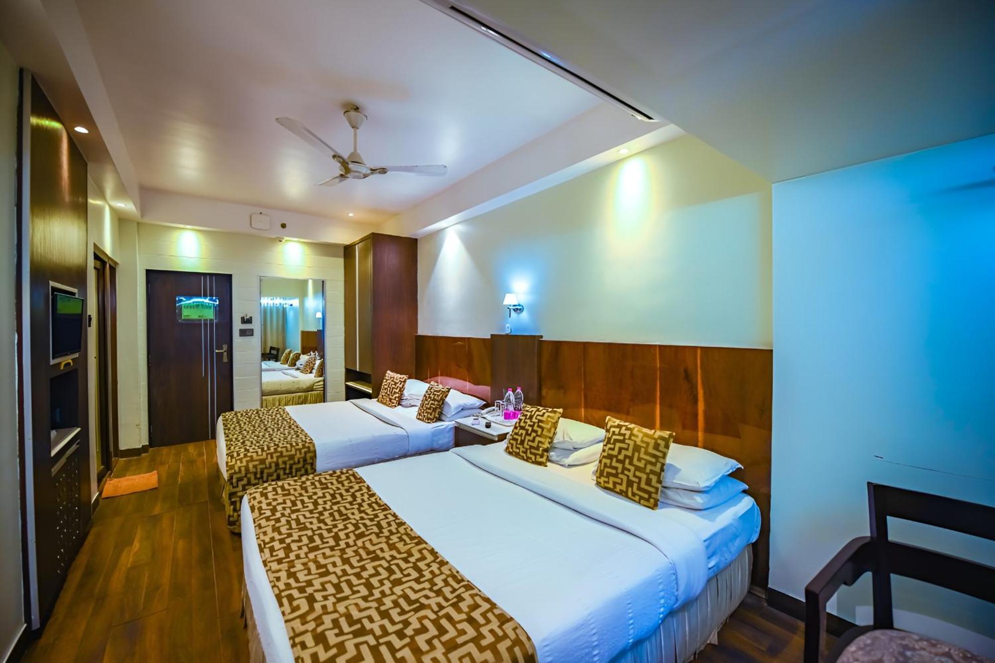 Hotel Holiday Resort Puri Exterior foto