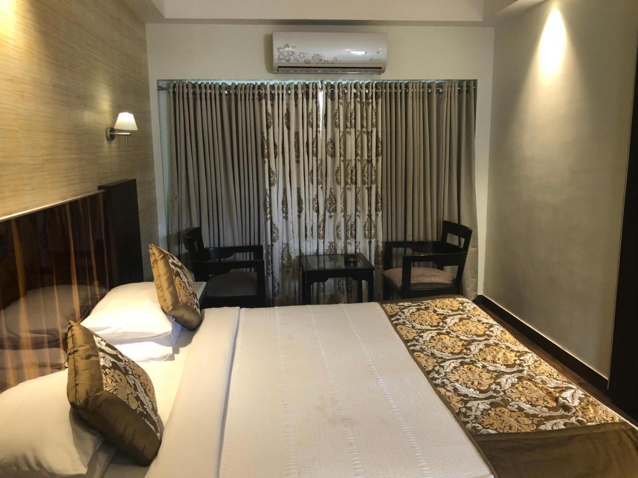 Hotel Holiday Resort Puri Exterior foto