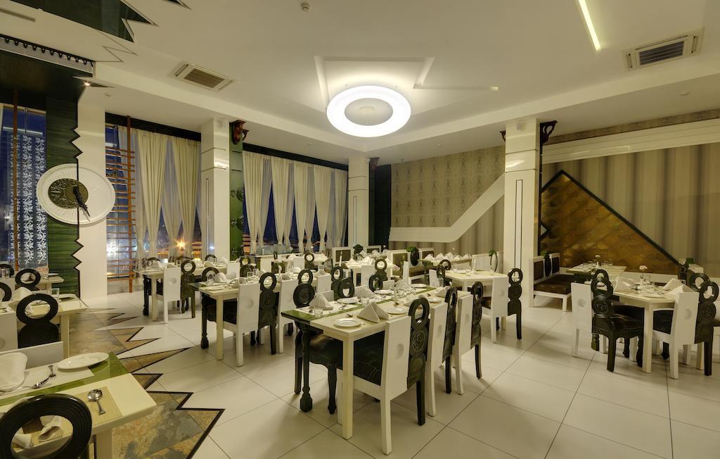 Hotel Holiday Resort Puri Exterior foto